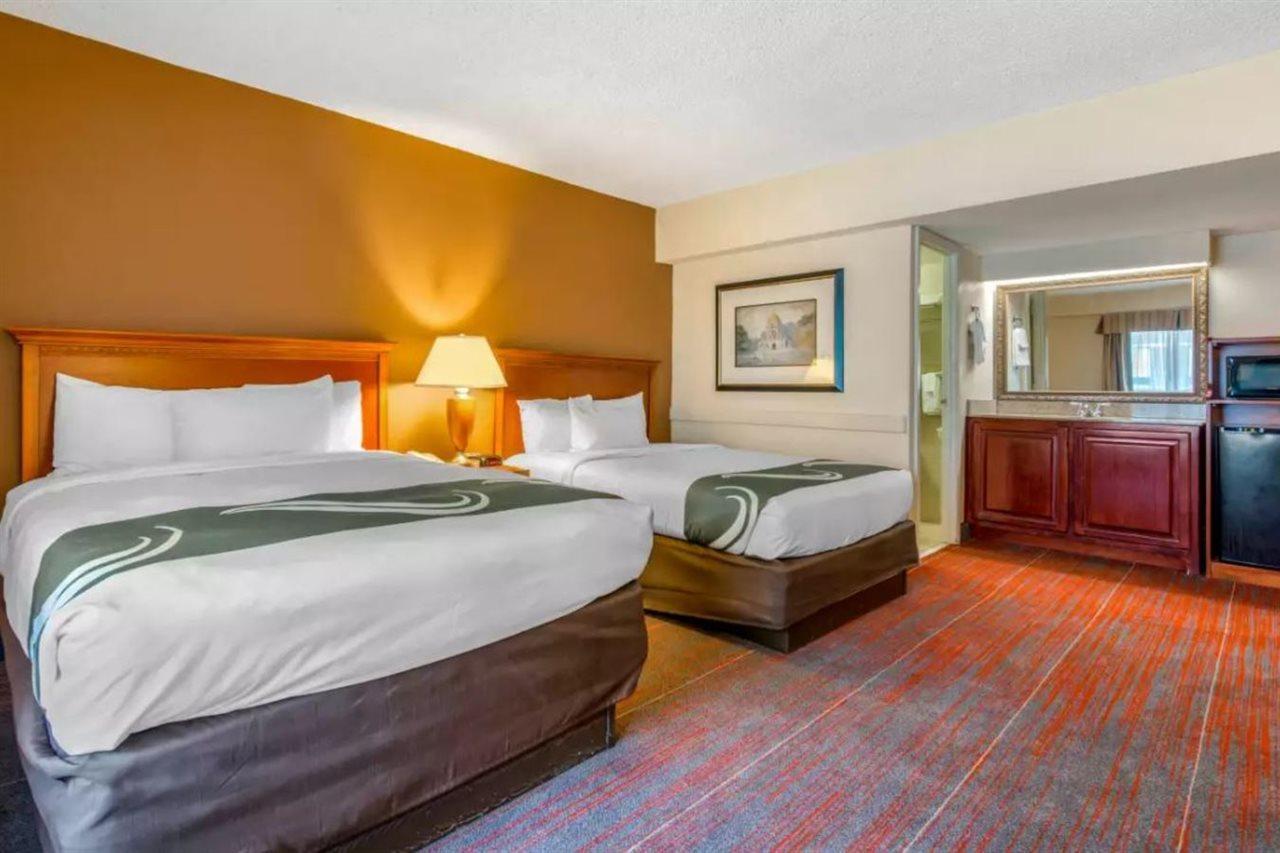 Quality Inn Savannah Historic District מראה חיצוני תמונה