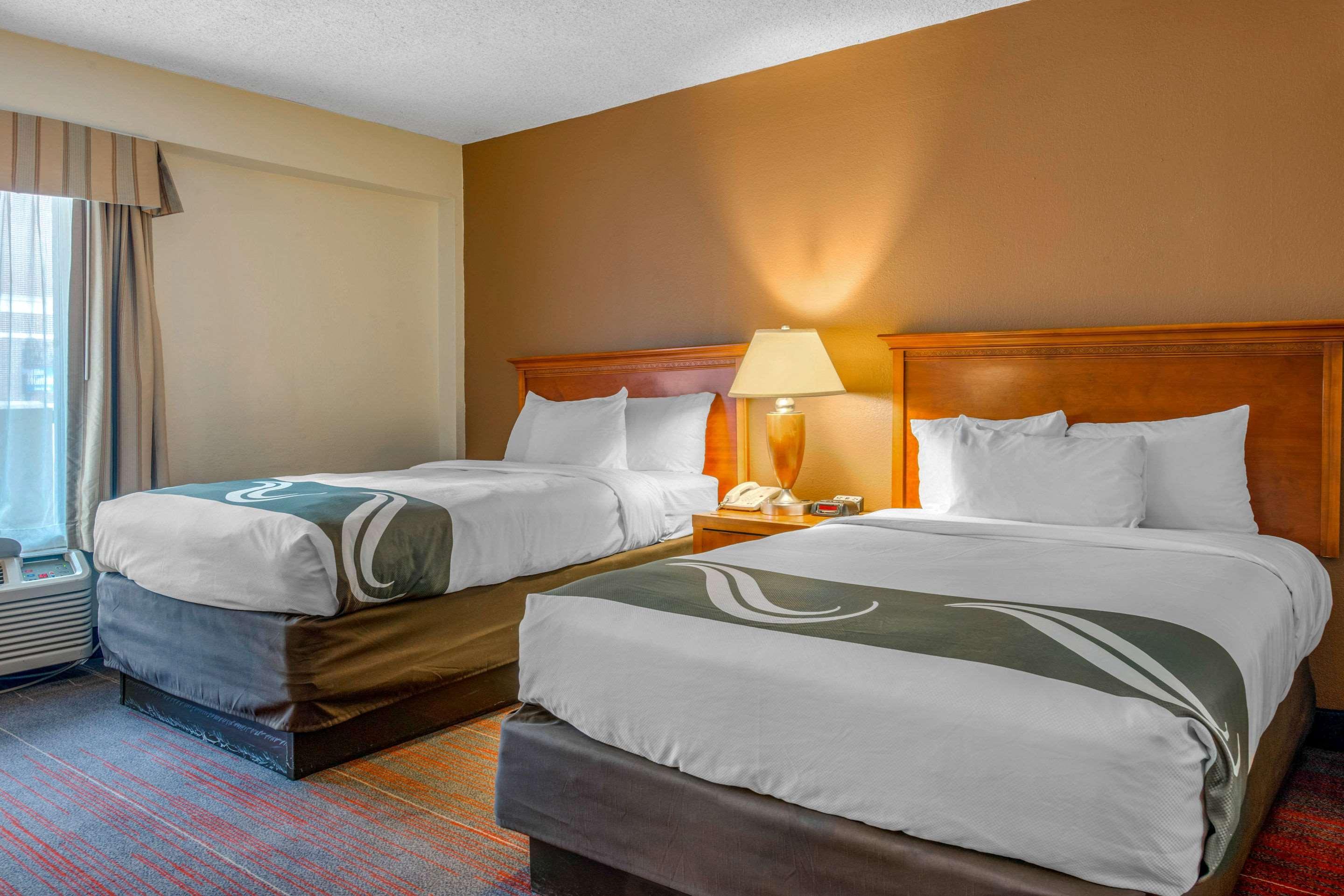 Quality Inn Savannah Historic District מראה חיצוני תמונה