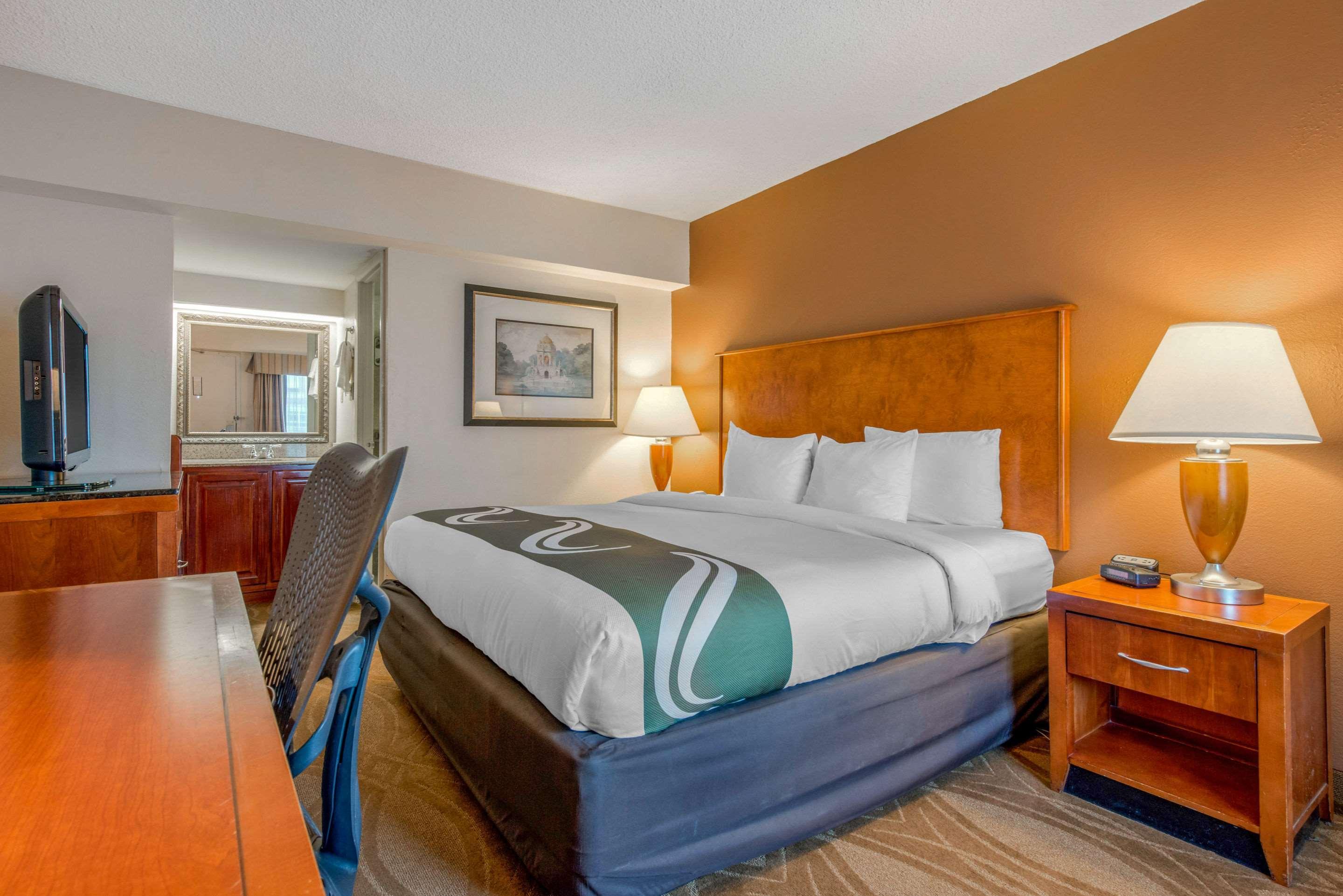 Quality Inn Savannah Historic District מראה חיצוני תמונה