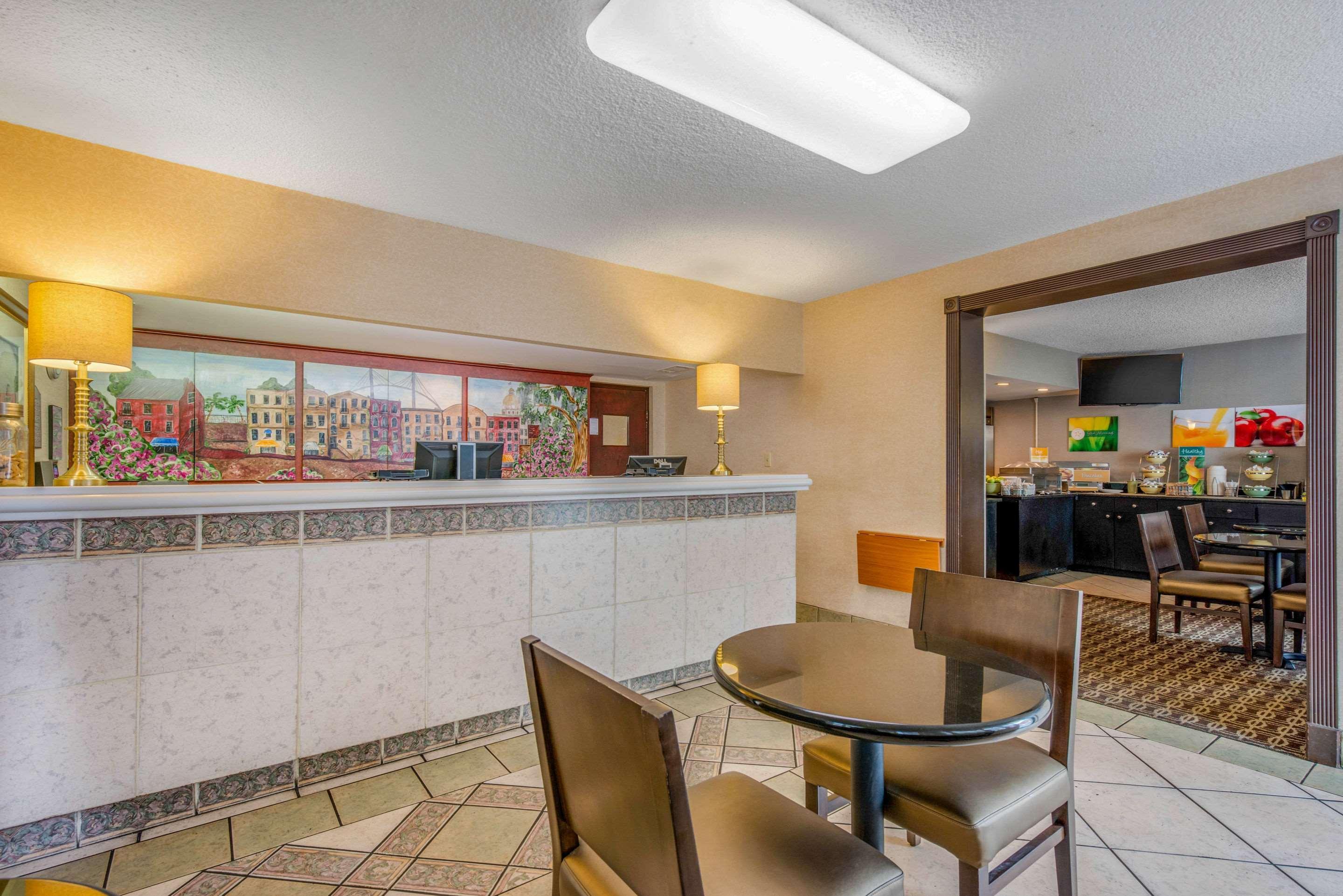 Quality Inn Savannah Historic District מראה חיצוני תמונה