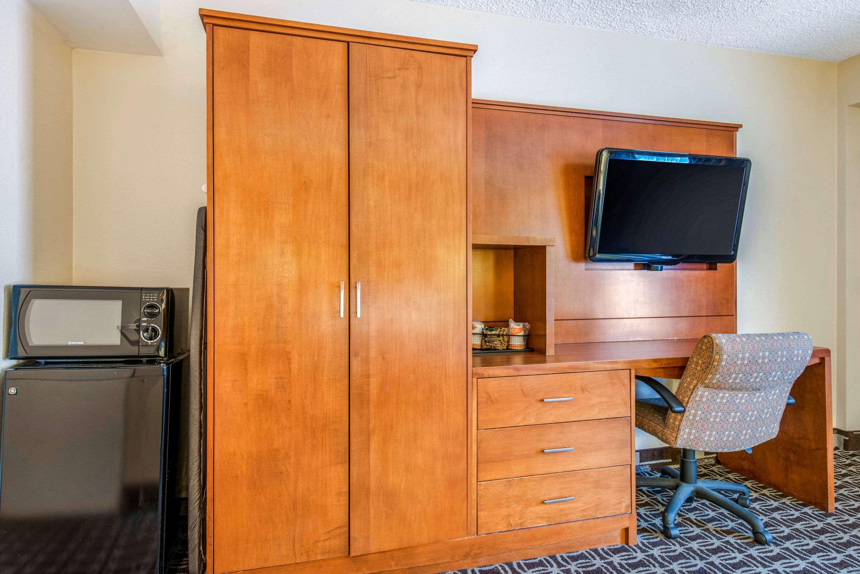 Quality Inn Savannah Historic District מראה חיצוני תמונה