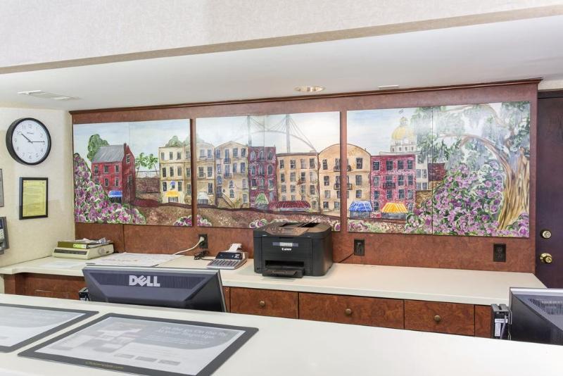 Quality Inn Savannah Historic District מראה חיצוני תמונה