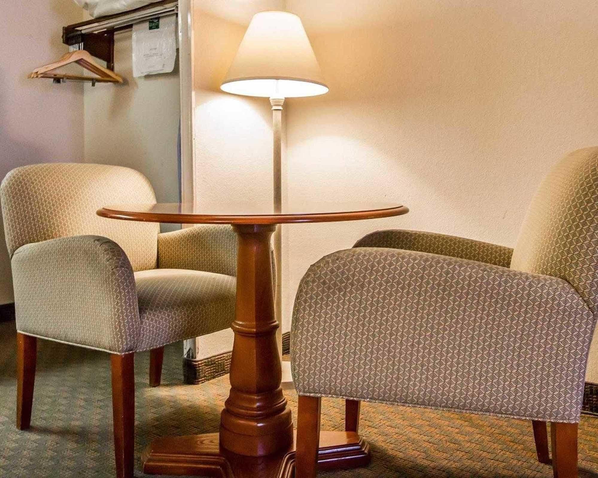 Quality Inn Savannah Historic District מראה חיצוני תמונה