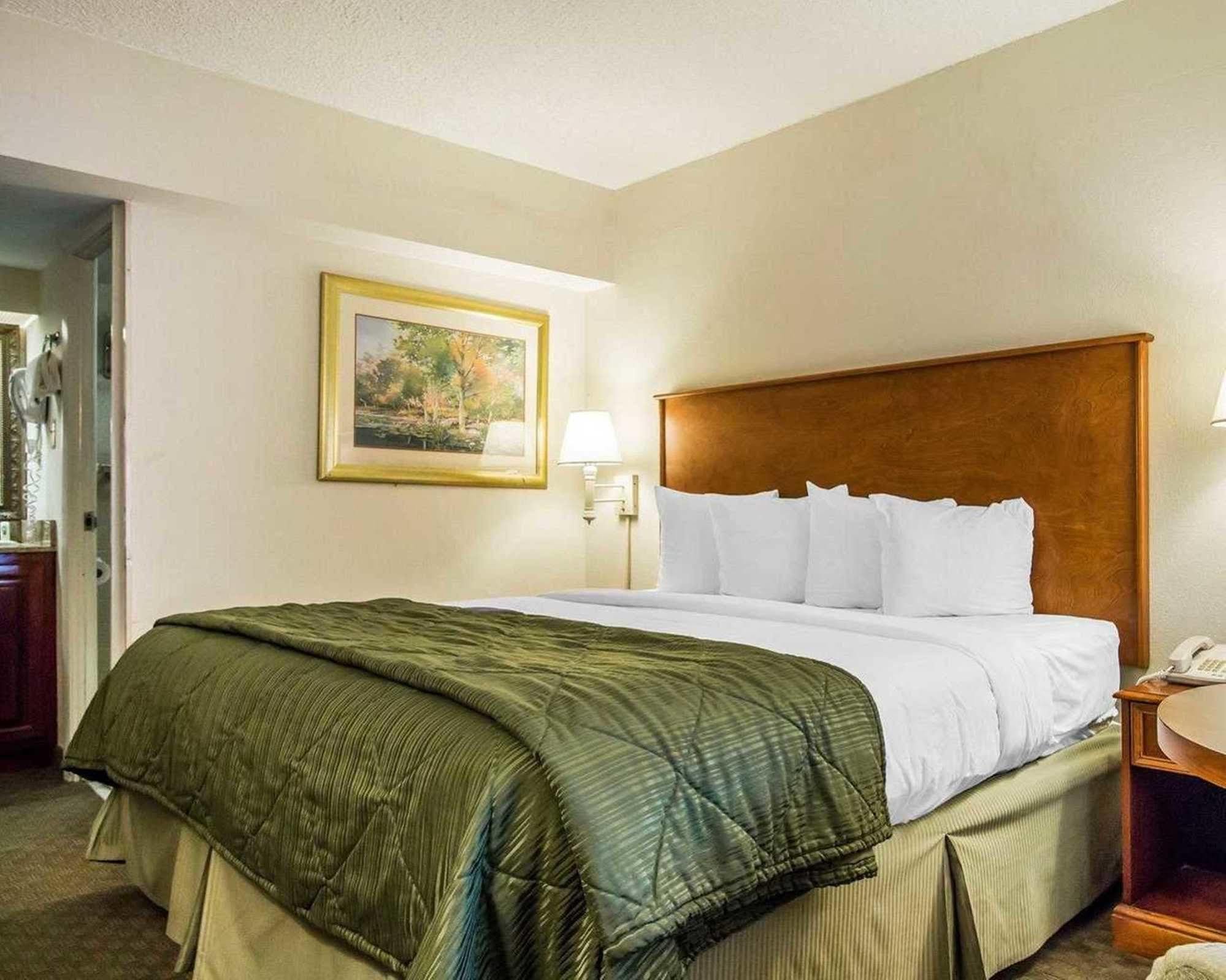Quality Inn Savannah Historic District מראה חיצוני תמונה