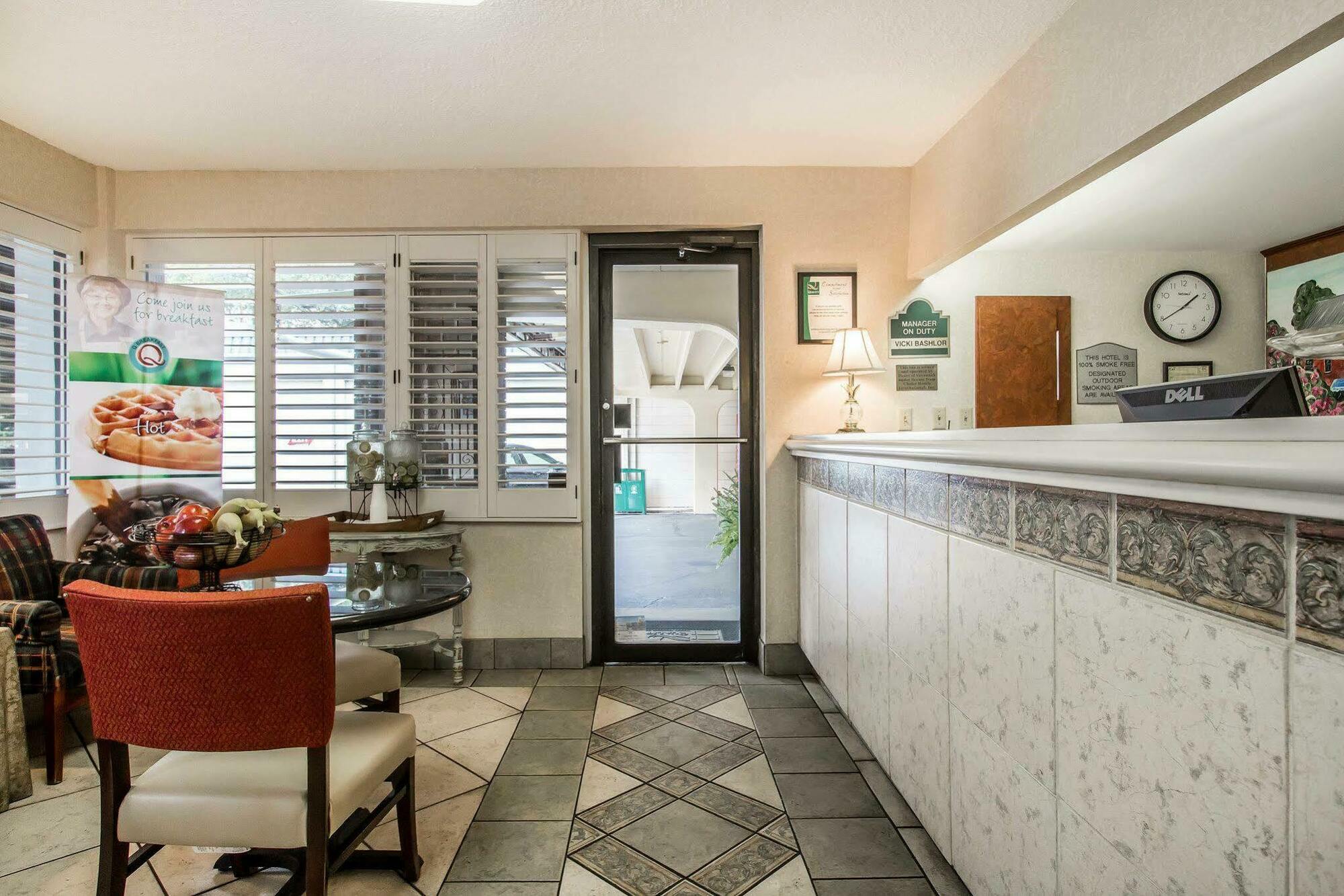 Quality Inn Savannah Historic District מראה חיצוני תמונה